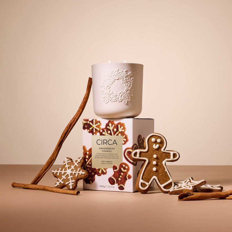 CIRCA Gingerbread Cookies Soy Candle 300g image number 1
