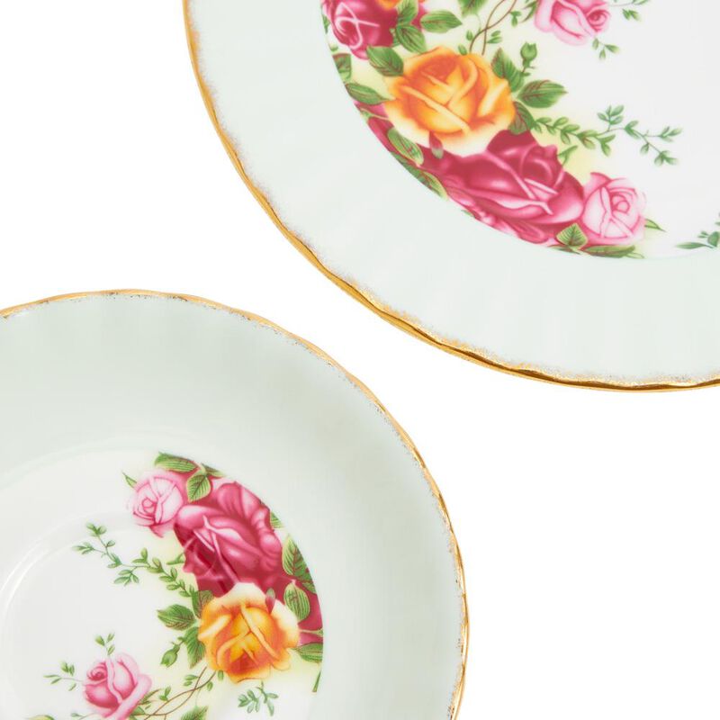 Royal Albert Old Country Roses 3 Piece Set Fern image number 1
