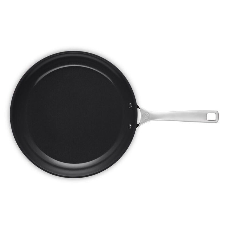 Le Creuset ENSC Shallow Frying Pan 30cm image number 2
