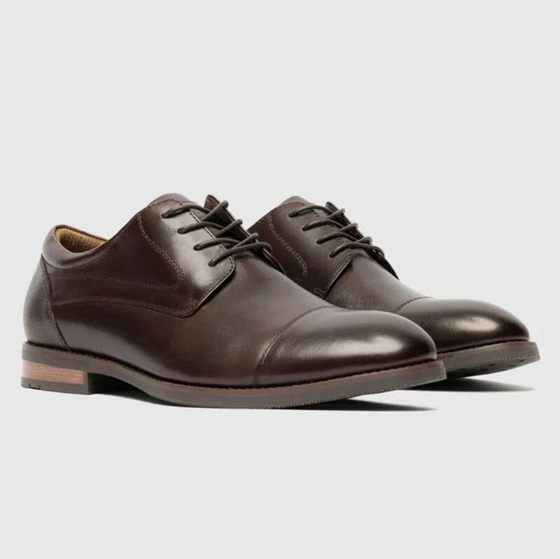 Rodd & Gunn Loburn Derby Shoe image number 3