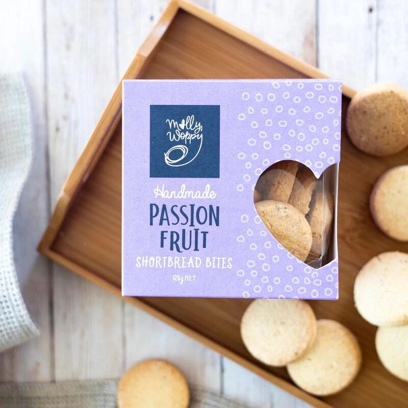 Molly Woppy Passionfruit Shortbread Bites 125g image number 1