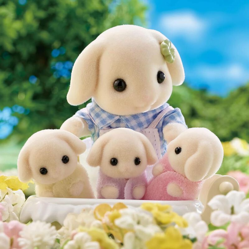 Sylvanian Families Flora Rabbit Family image number 2