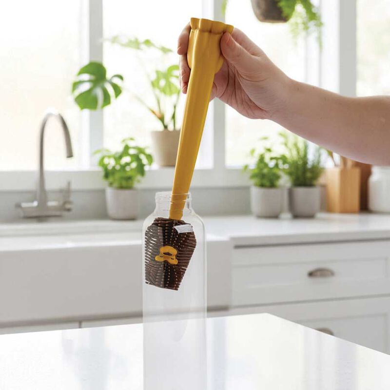 Ototo Cleo Dish & Bottle Brushes image number 1