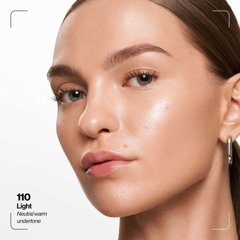 Revlon Photoready&trade; Lift & Fill Skin Tint image number 21