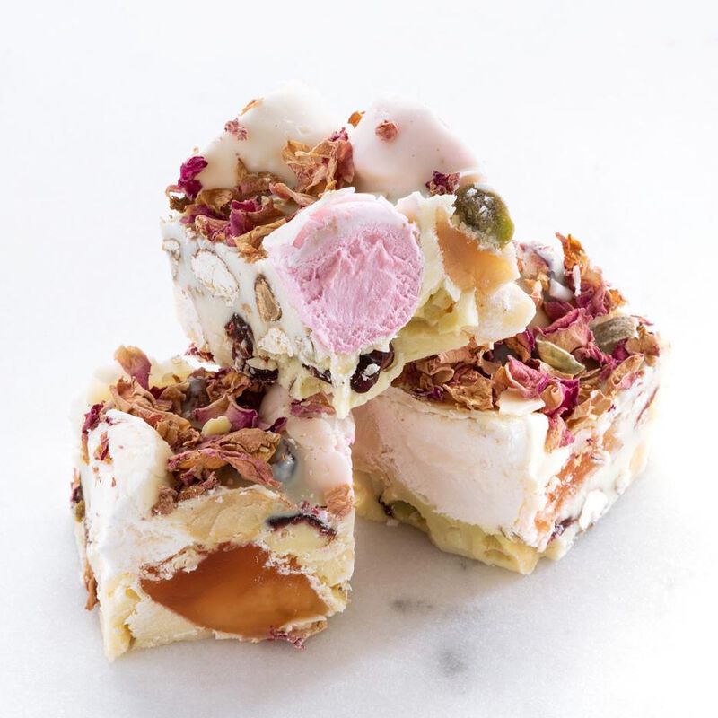 Charlotte Piper Rocky Road Box White Chocolate 280g image number 1