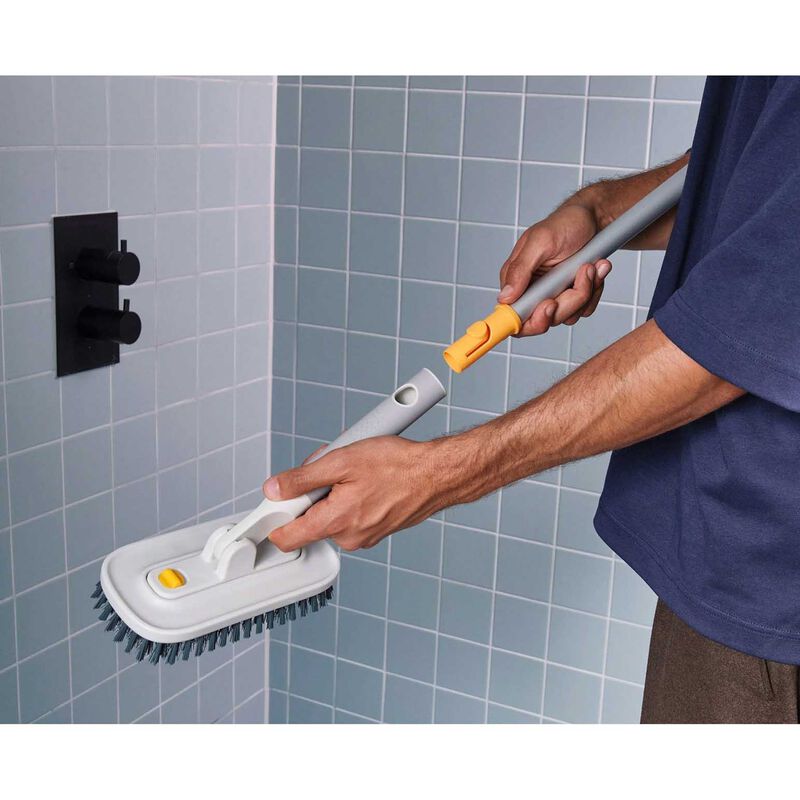 Joseph Joseph Cleantech Telescopic Extension Pole image number 3