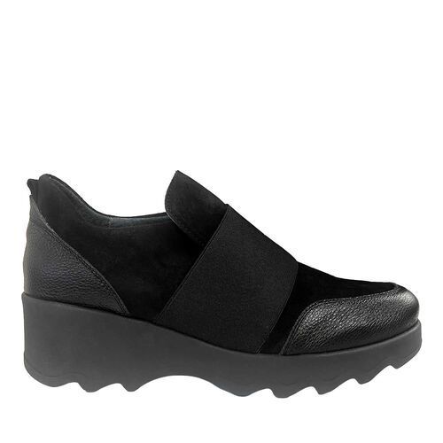 Neo Slip On Shoe