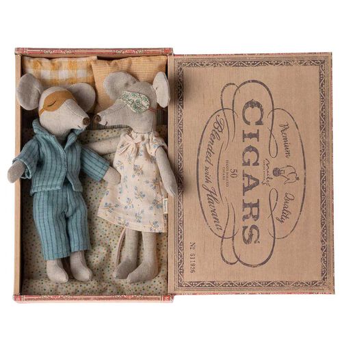 Maileg Mum And Dad Mice In Box