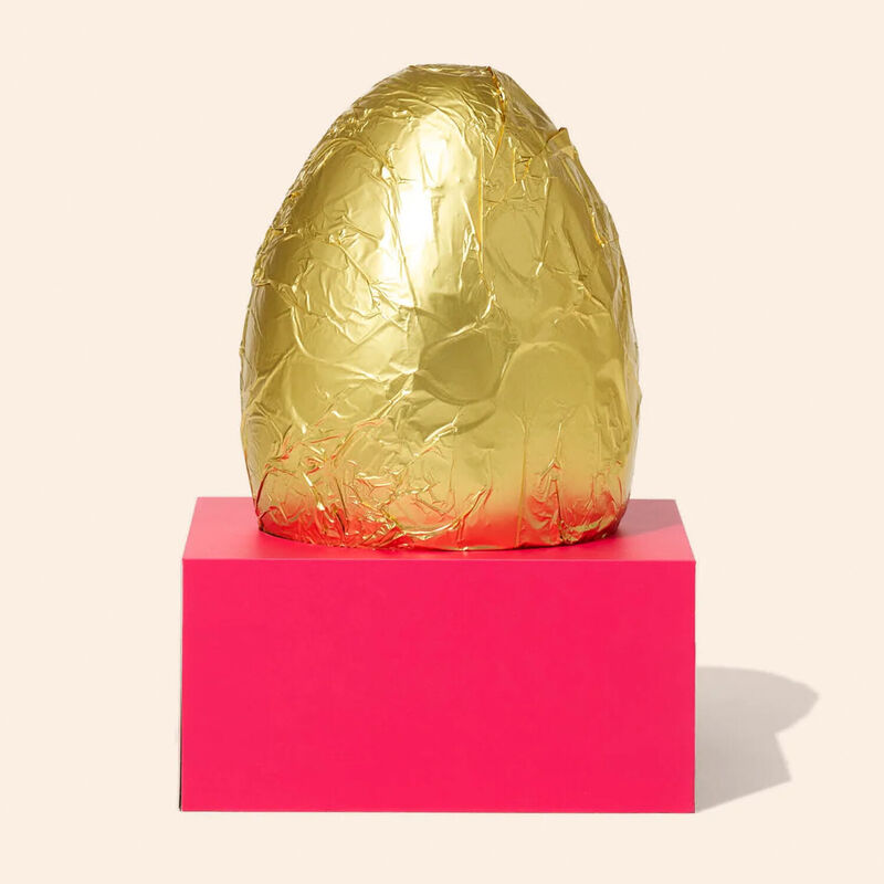 Bennetts of Mangawhai Dark Golden Easter Egg with Sea Salt Buttons 250g image number 2