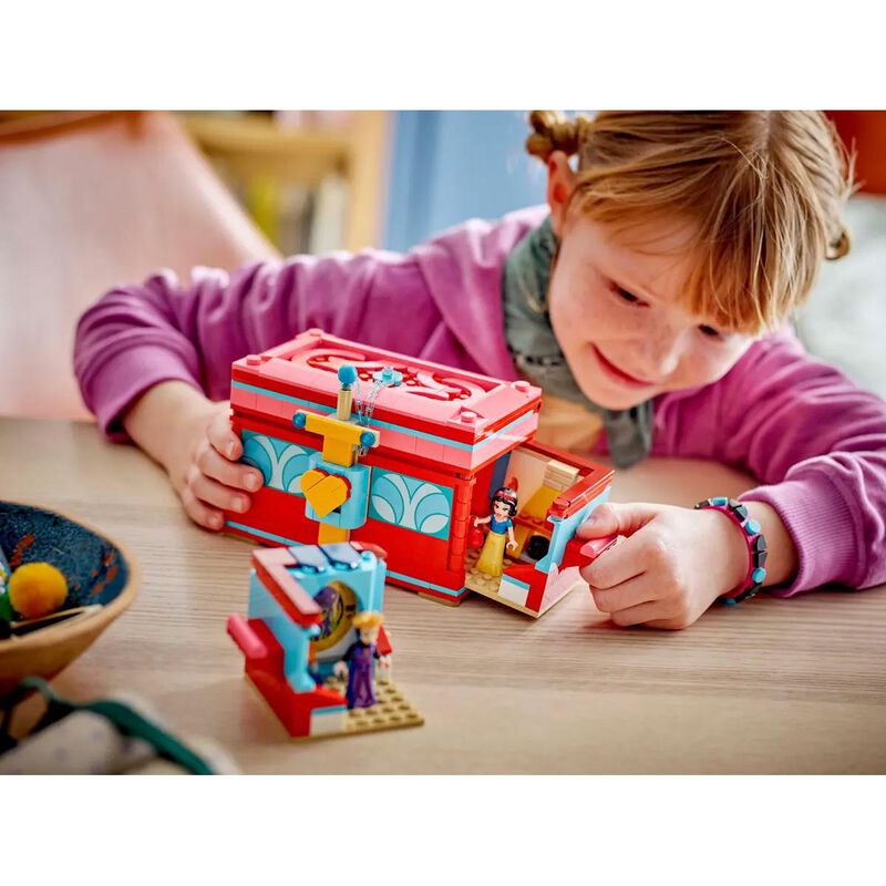 LEGO Disney Snow White's Jewelry Box image number 3