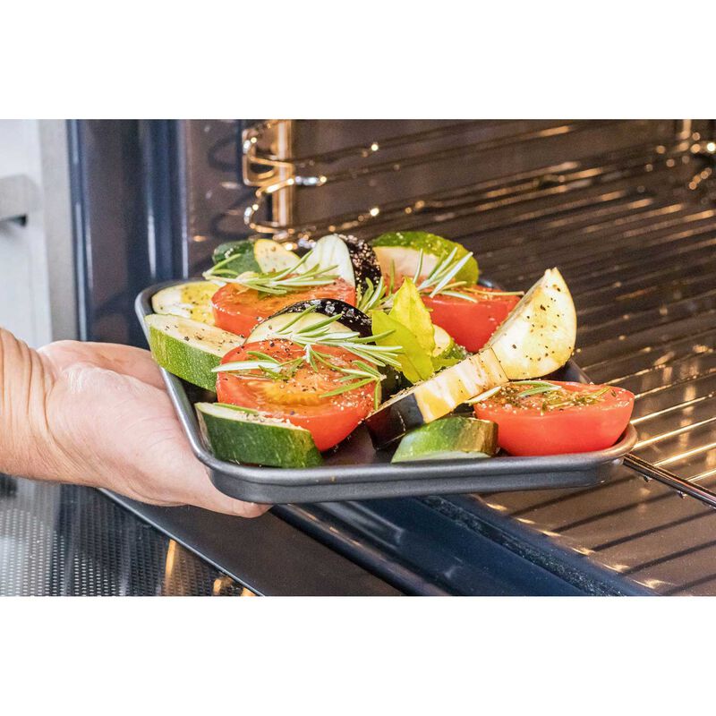 MasterCraft Heavy Base Baking Tray 24x18cm image number 3