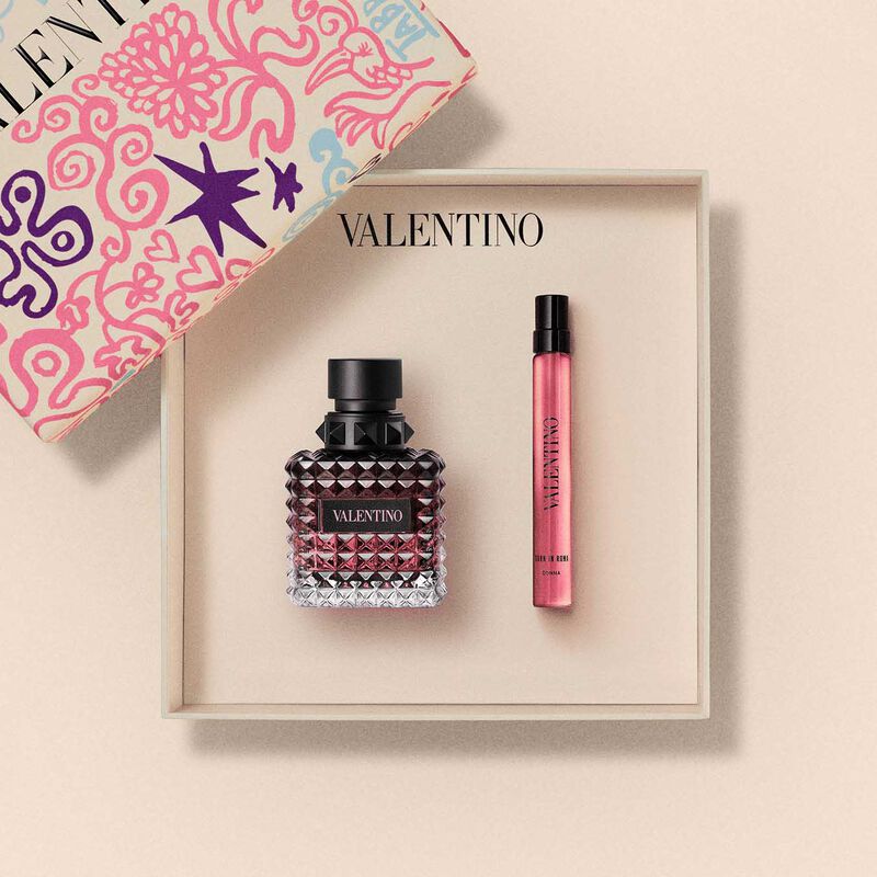 Valentino Born In Roma Donna Intense 50ml EDP Mother's Day Gift Set image number 2