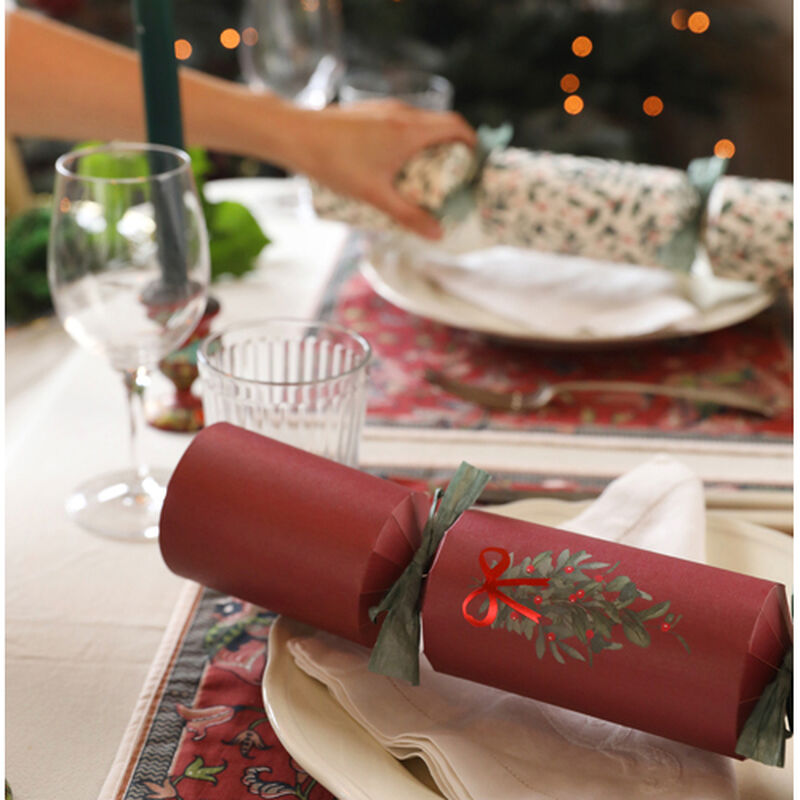 The Paperie Super Deluxe Crackers 14 In. Merry Berry (8 Pack) image number 2
