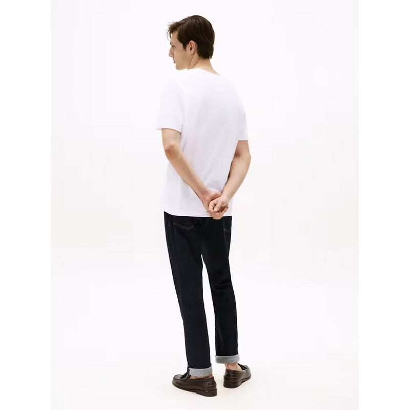 Tommy Hilfiger Essential Regular Fit Solid Tee image number 1