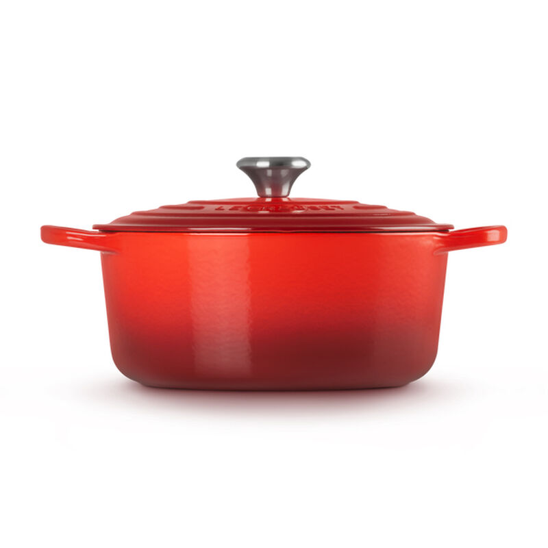 Le Creuset Cast Iron Round Casserole 26cm - Cerise image number 1