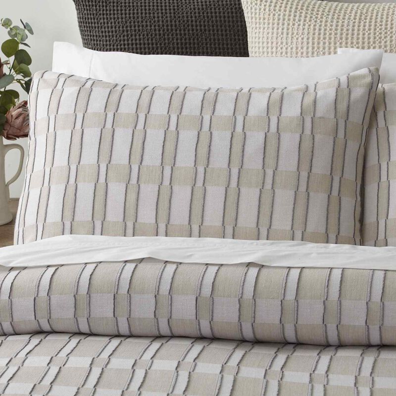 Baksana Iva Duvet Set image number 1