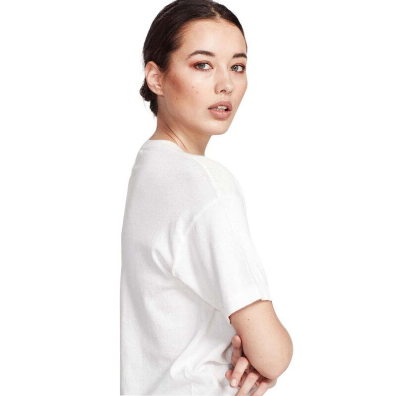 Juliette Hogan JHL Luxe Tee image number 2