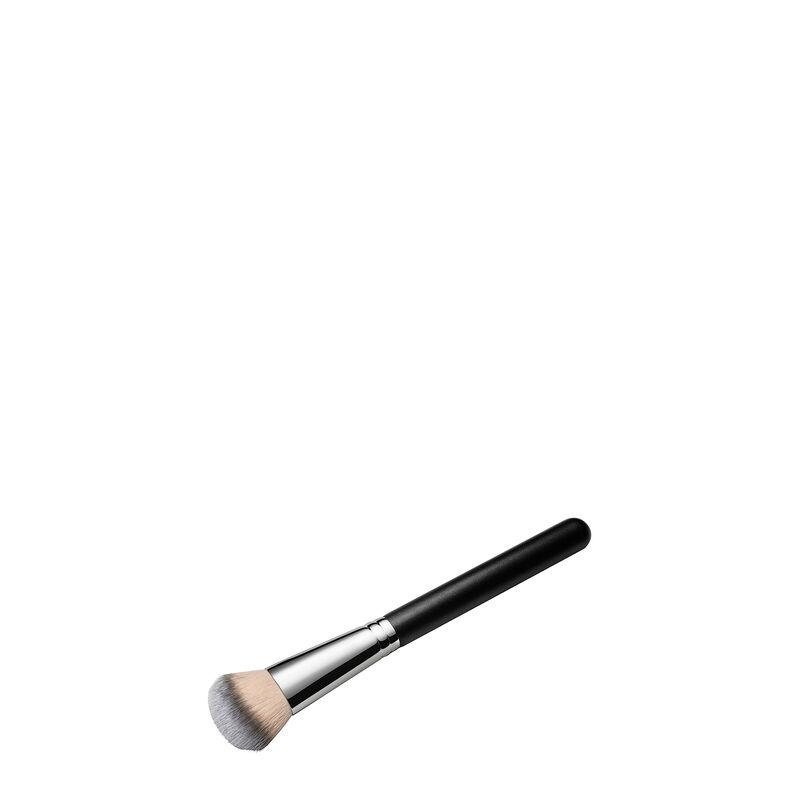 MAC 128S Split Fibre Cheek Brush image number 1