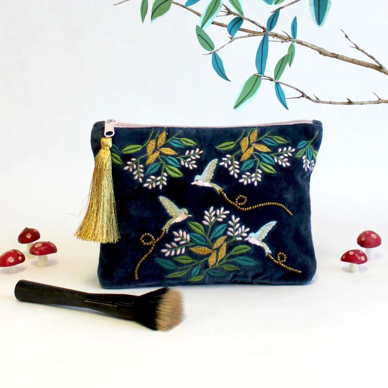 House Of Disaster Secret Garden Bird Make Up Bag image number 3