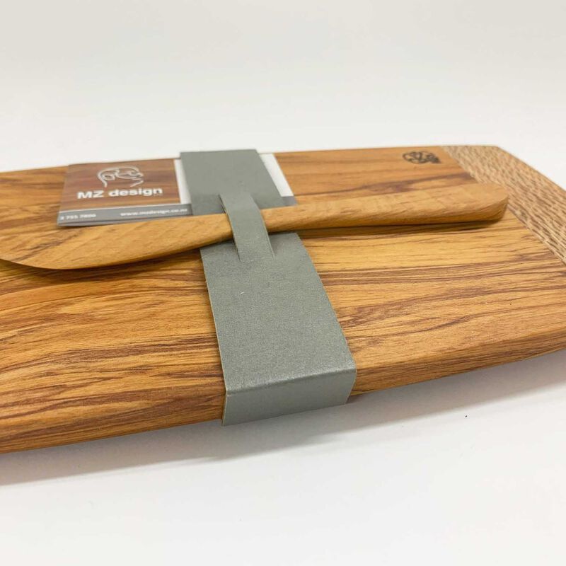 MZ Design Waka Pate Cheese Board With Knife Medium - Rimu image number 1