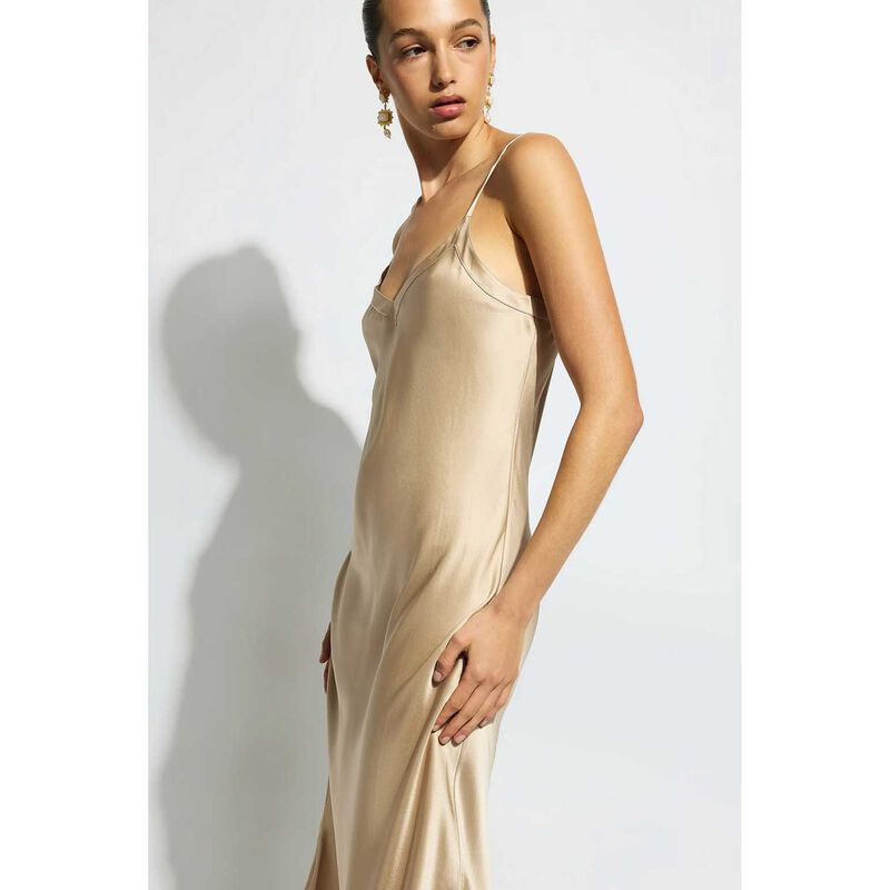Ginia Silk Long Nite V Neck image number 10