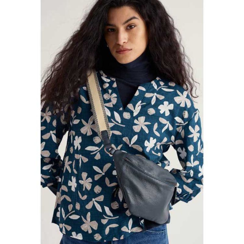 Seasalt Cornwall Wyllow Cross Body Bag Maritime image number 3