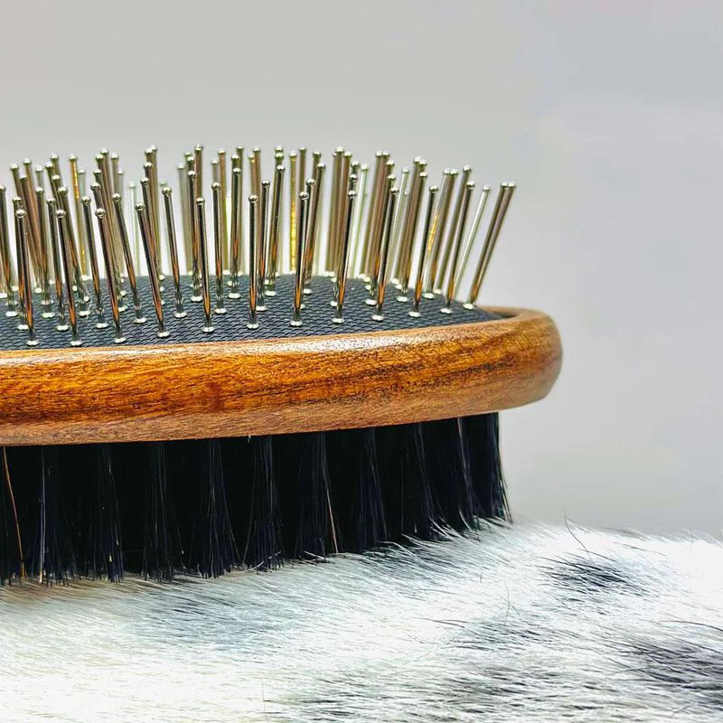 HairyDog Hairy Brush image number 3