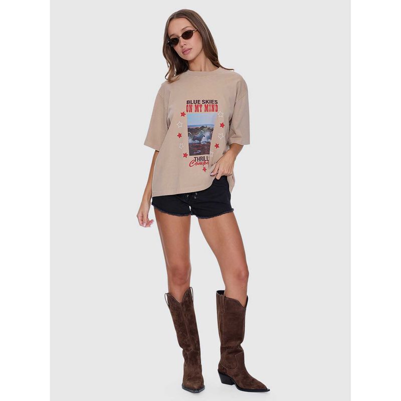 Thrills On My Mind Square Tee image number 3