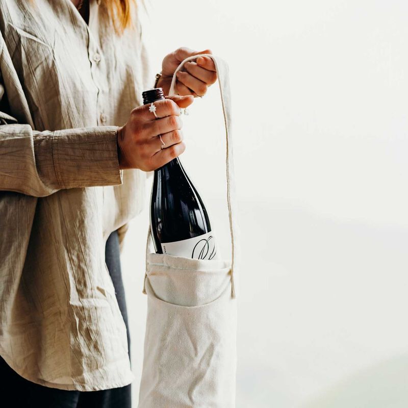 Keepsake Wicker Wine Carrier image number 3