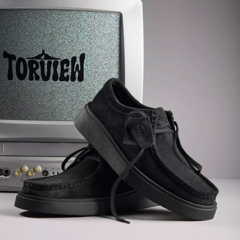 Clarks Mens Torview Suede Shoe image number 1
