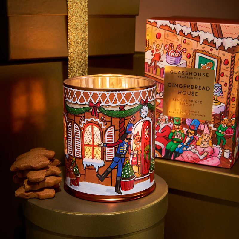 Glasshouse Fragrances Gingerbread House Soy Candle 380g image number 2
