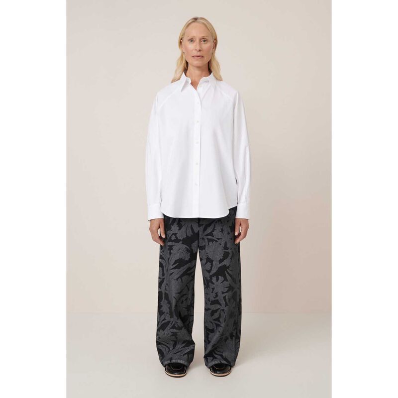 Kowtow Painter Shirt image number 3