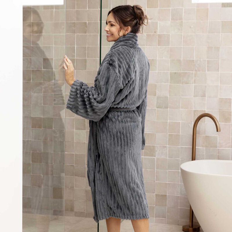 Bambury Channel Fleece Robe Steel image number 3
