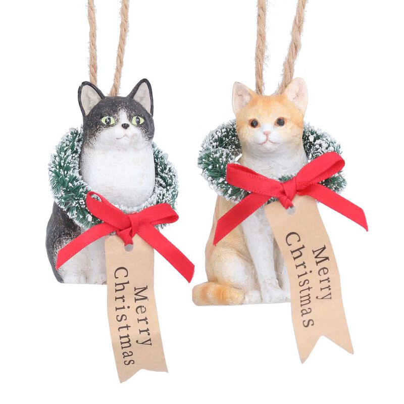 Gisela Graham Resin Cat w Wreath & Tag image number 0