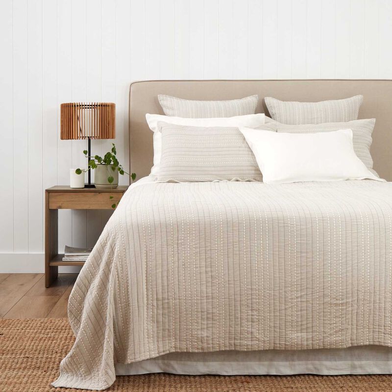 Wallace Cotton Camden Standard Pillowcase image number 1