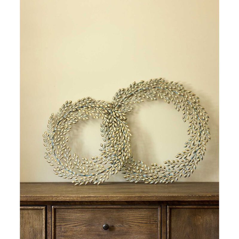 French Country Naples Wreath Large image number 1