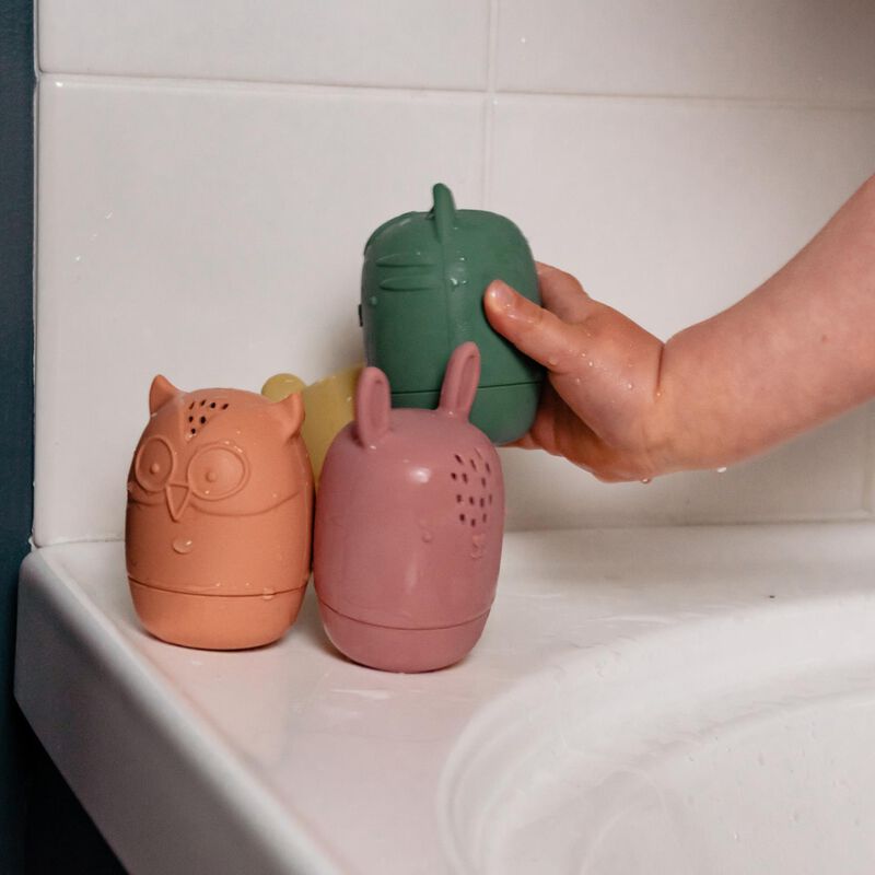 Classical Child Silicone Animals Bath Toy Set image number 2