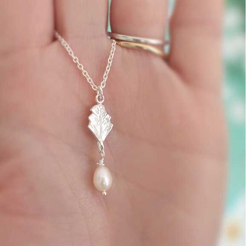 Lilygriffin Jewellery Sea Plume Necklace 45cm image number 1