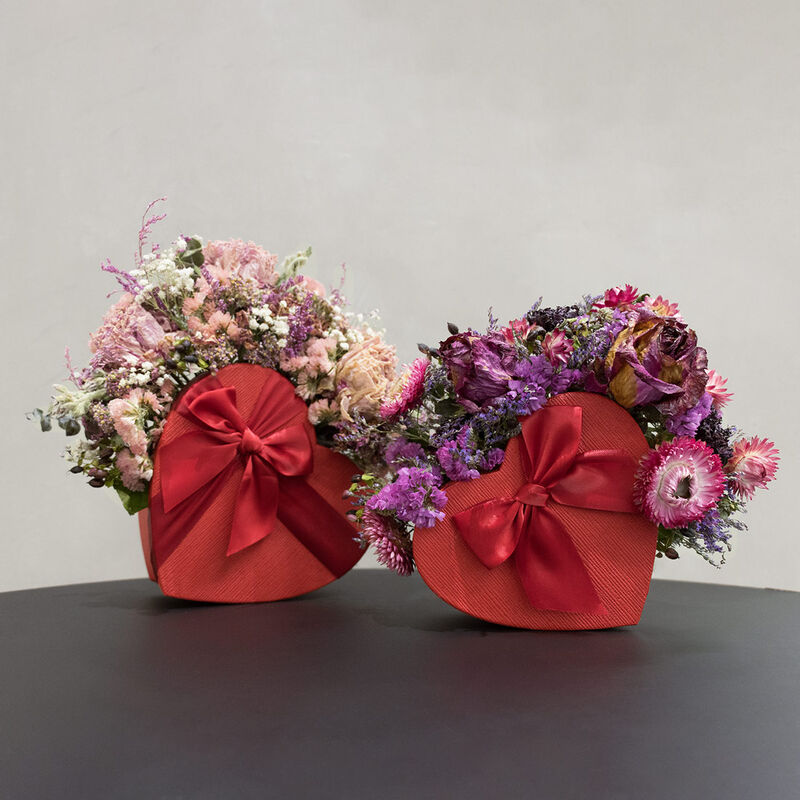 The Florist at Ballantynes - Dried Flower Heart image number 0