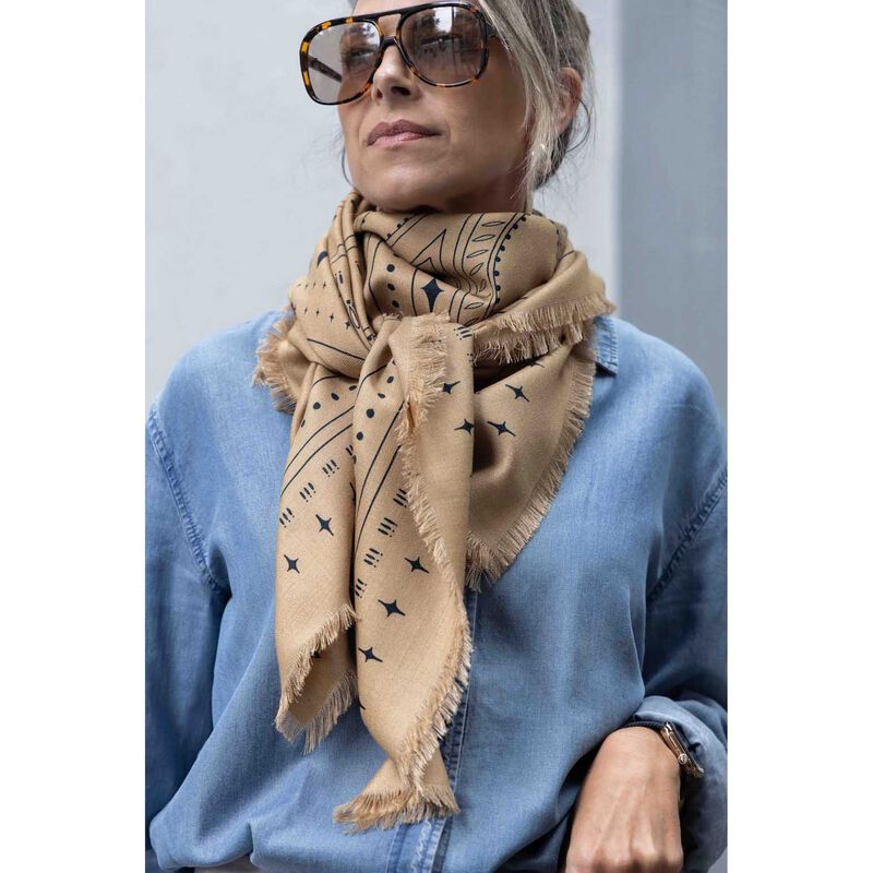 Dark Hampton X Ellie Compton The Holden Wool Silk Scarf image number 3