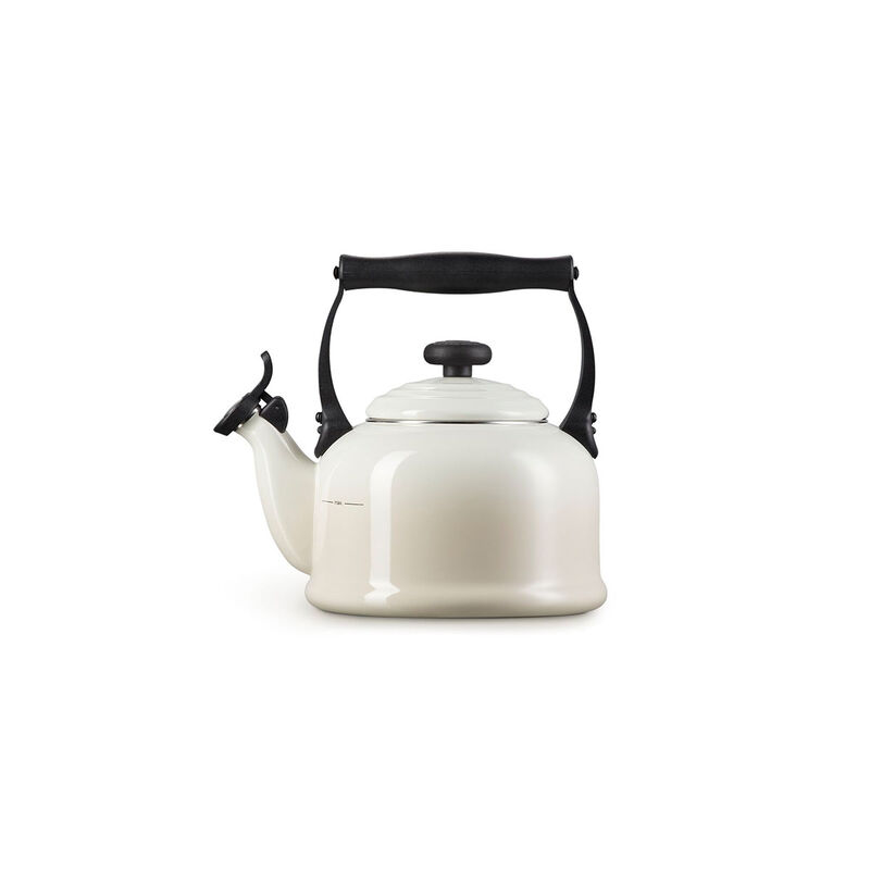 Le Creuset Traditional Kettle 2.1L image number 3