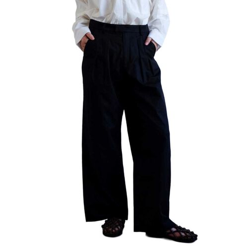 COMMONPLACE ESSENTIALS Pleated Front Trouser