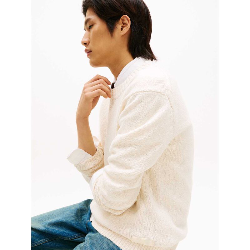 Tommy Hilfiger Soft Textured Crew Neck image number 2