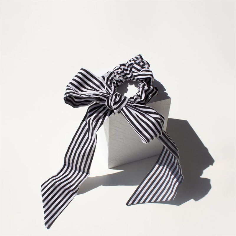 ADORN By Mae. Elastics Scrunchie Black and White Bow image number 0