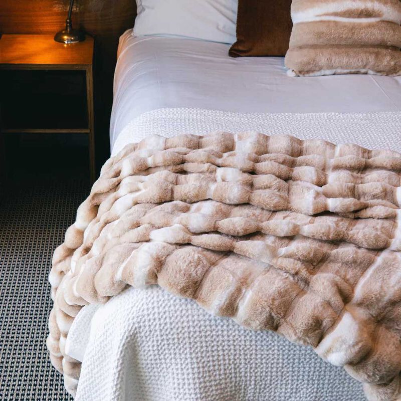 Top Drawer Antelope Carved & Printed Rabbit Fur Throw 380Gsm 150x200cm image number 0