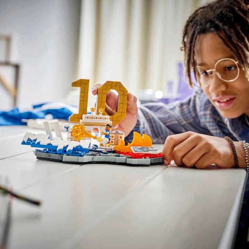 LEGO Editions Kylian Mbapp&eacute; &ndash; Football Highlights image number 3
