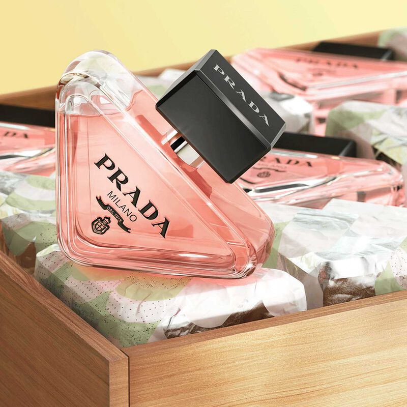 Prada Paradoxe 50ml EDP Mother's Day Gift Set image number 1