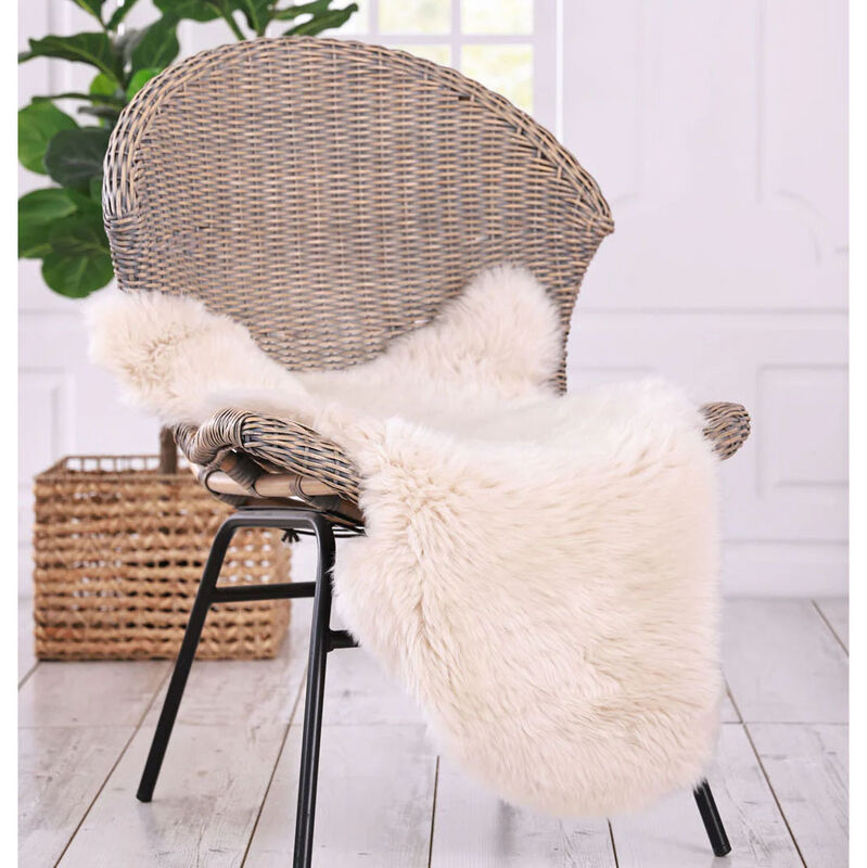 MM Linen NZ Wool Sheepskin Rug image number 1