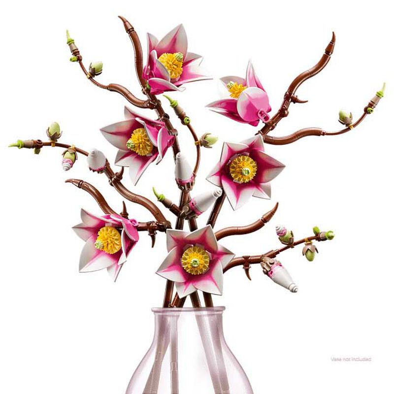 LEGO Botanicals: Magnolia Branches image number 2