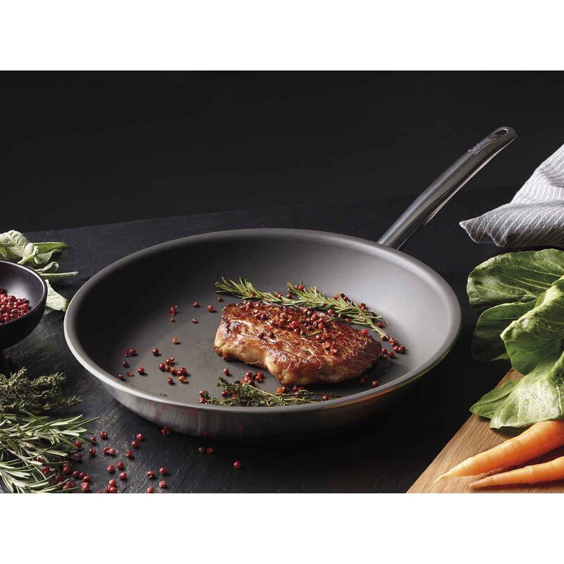 Spring 5Ply Brigade Ultimate Frying Pan 24cm image number 1